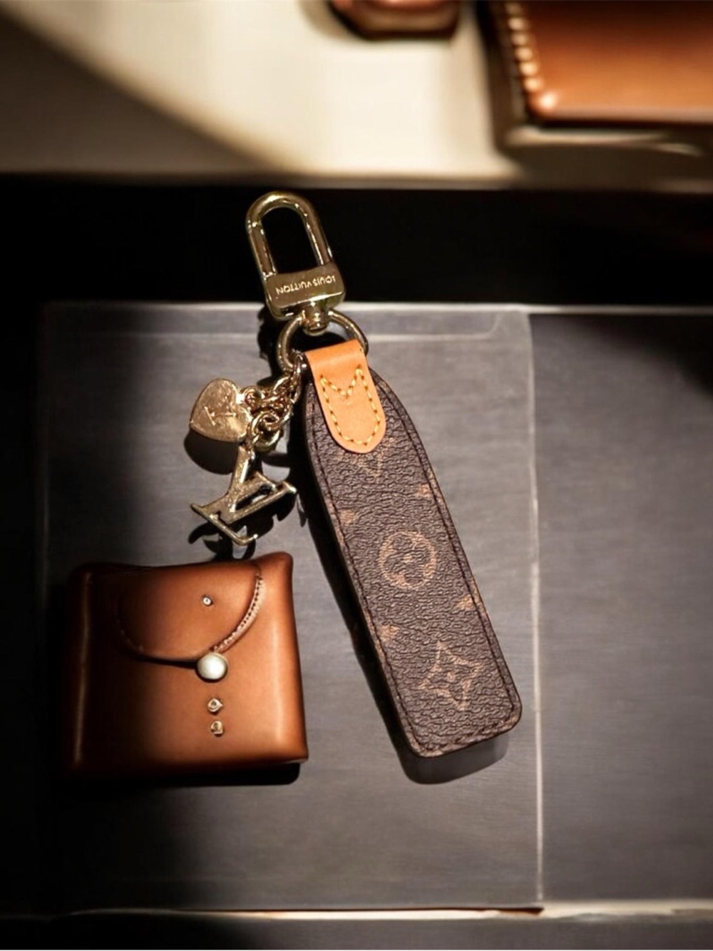 Louis Vuitton Cherished keyholder/bagcharm in monogram